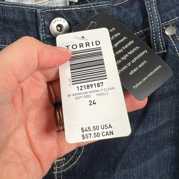 Torrid Boyfriend Bermuda Shorts Size 24 Moonlit Dark Wash Denim High Rise - Picture 5 of 10